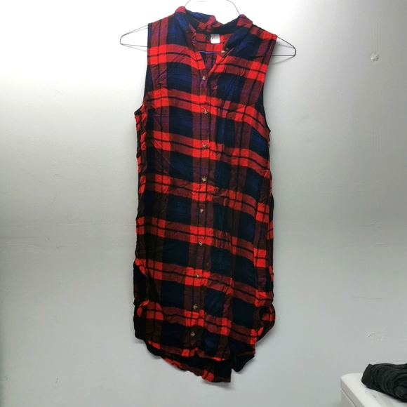 H&M Tops - Plaid long shirt/dress